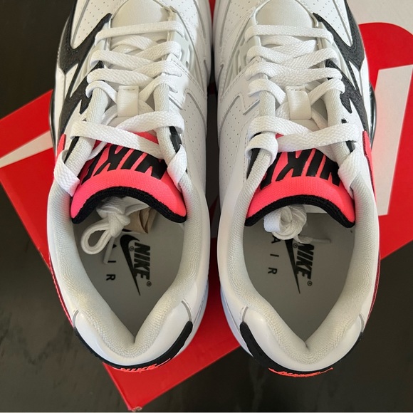 ✔️NIB✔️ NIKE Air Cross Trainer 3 Low Hot Lava - Picture 5 of 10